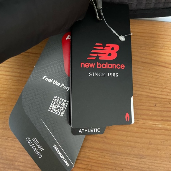 New Balance collab baseball gear with Mets - Radiant Heat vest - Picture 5 of 7